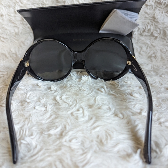 New Authentic Yves Saint Laurent women's sunglasses - Picture 13 of 16